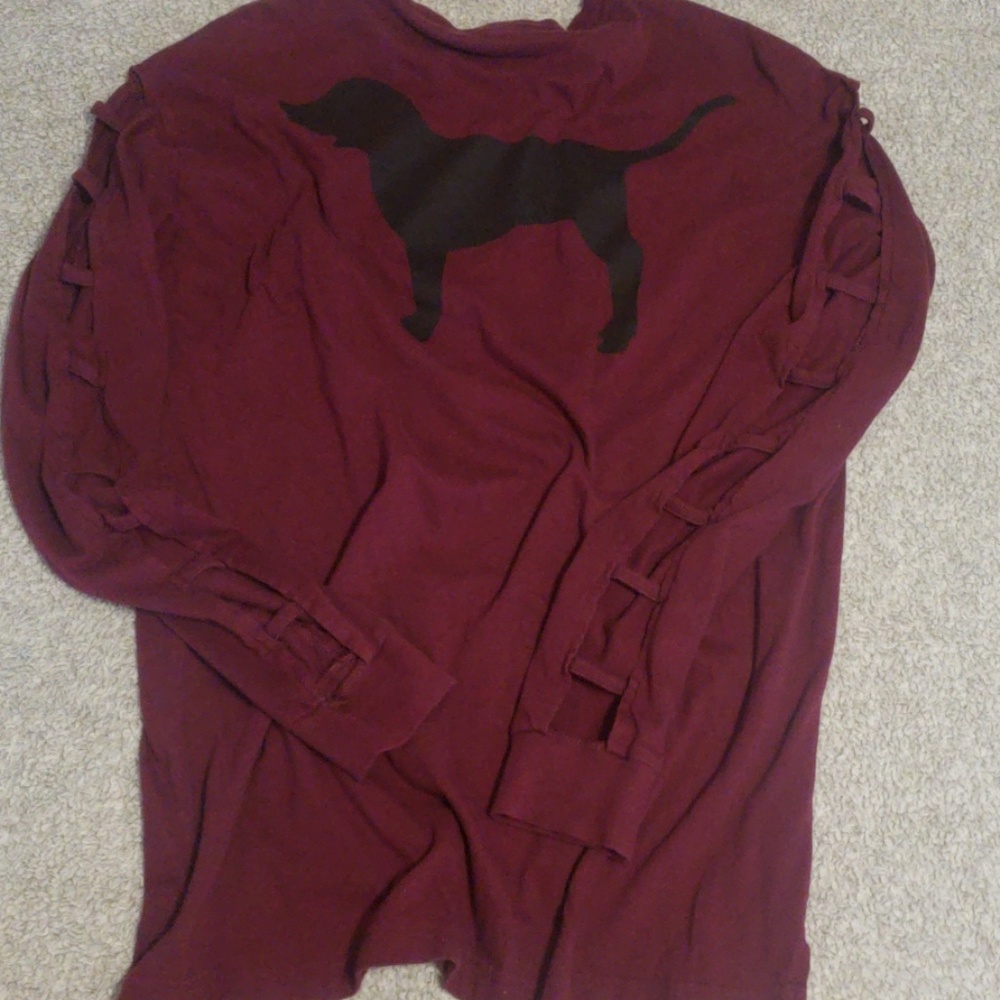 EUC VS PINK long sleeve tshirt. Size small.